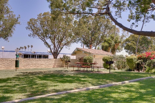 Vagabond Inn Oxnard image 2